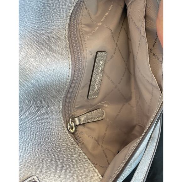 Michael Kors Jet Set Leather Clutch & Wallet. Silver. Set of 2. New No Tags. - Picture 8 of 12